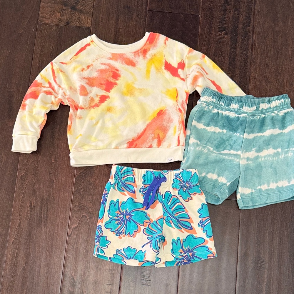 Trendy Toddler Boys Bundle! Colorful Tie-Dye and Hawaiian sweatshirt and shorts